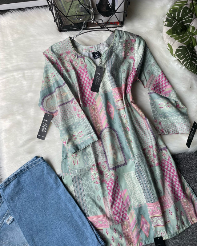 kurtiistic short kurtis W/ JEANS