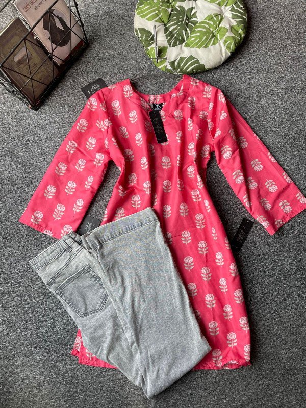 kurtiistic blend cotton kurti W/ jeans - (rose pink )