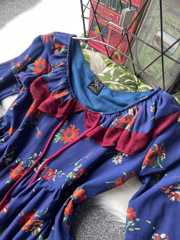Royal Blue - Kurtiistic Premium Georgette Gowns with Lace Detailing