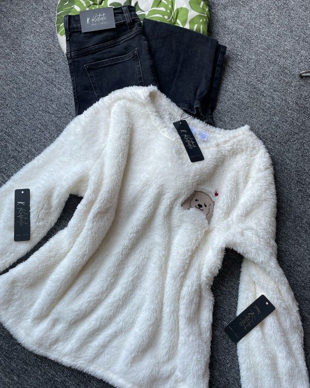 winter sweatshirt w/jeans - pure off-white / creamy white