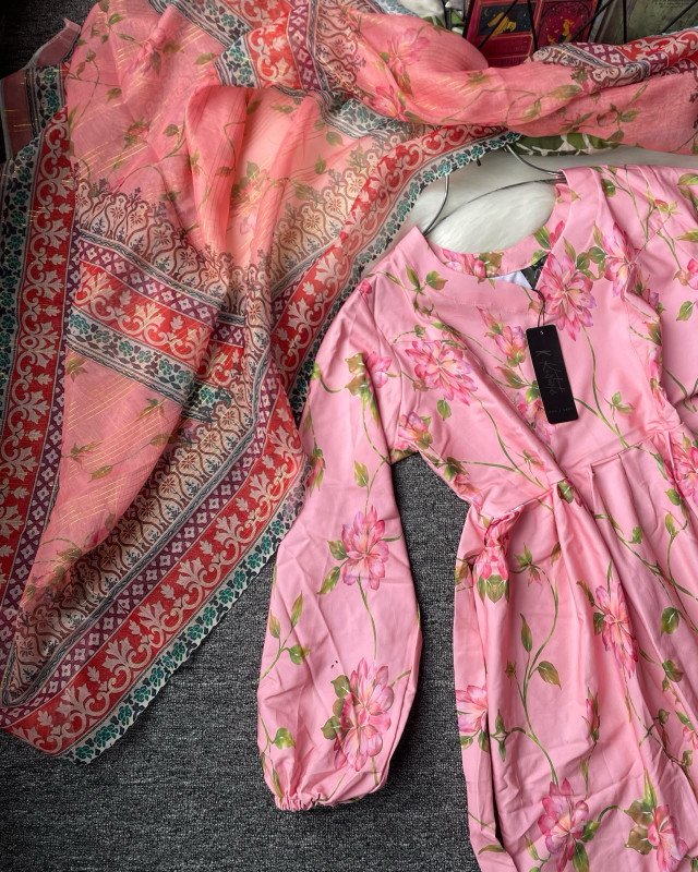( light pink ) kurtiistic premium three piece set.